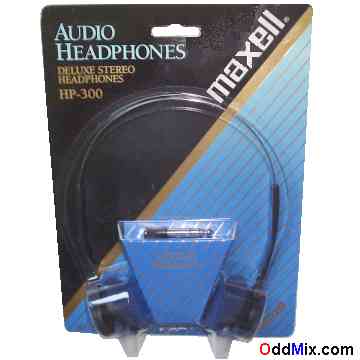 Audio Headphones HP-300 Maxell Deluxe Stereo 32 Ohms 20-20,000 Hz [10 KB]