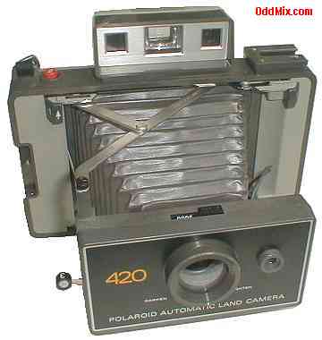 Polaroid Automatic Land Camera 420 [12 KB]