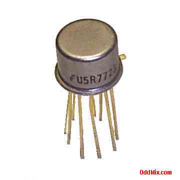 Fairchild Voltage Regulator U5R7723 Analog IC Hermetic Package MIL Grade Historic [5 KB]